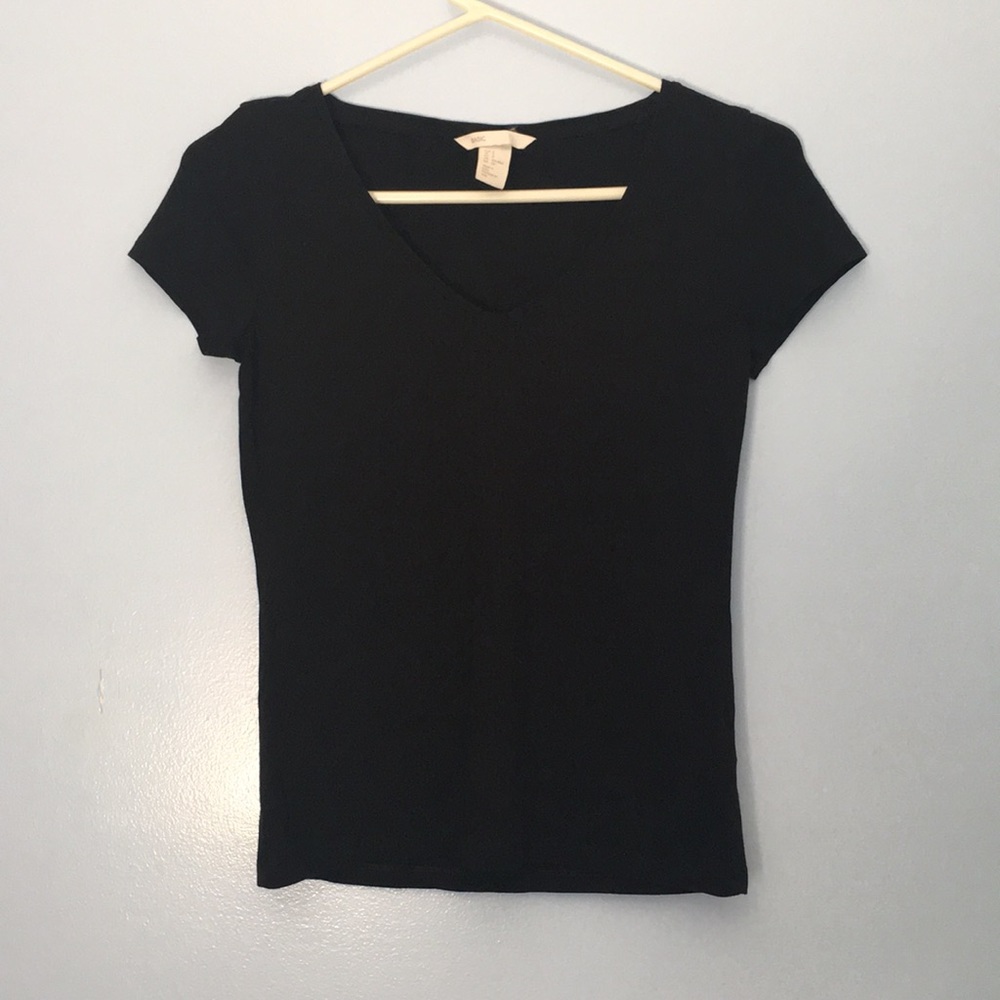 basic black tee